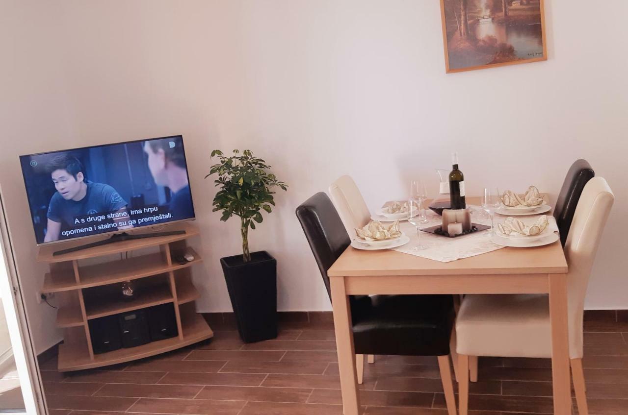 Apartmani Lili Сукошан Екстер'єр фото