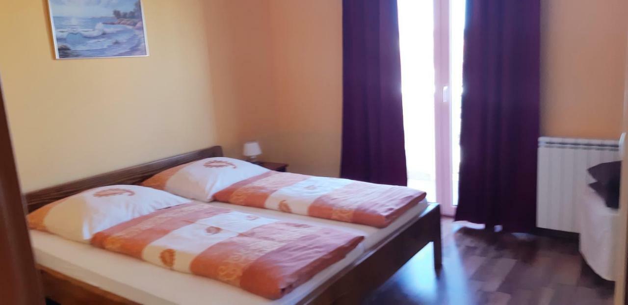 Apartmani Lili Сукошан Екстер'єр фото