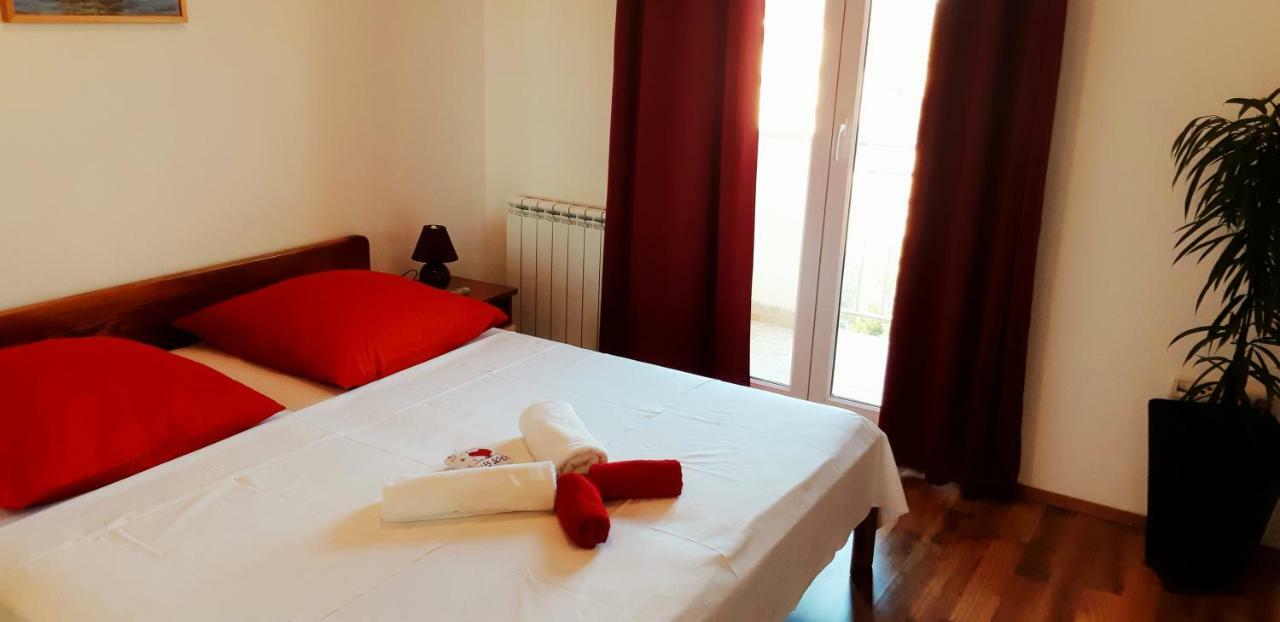 Apartmani Lili Сукошан Екстер'єр фото