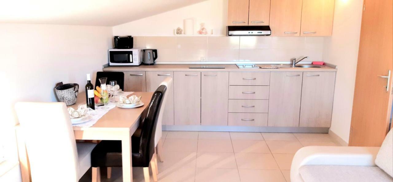 Apartmani Lili Сукошан Екстер'єр фото